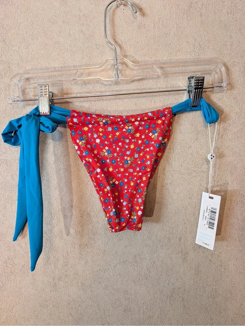 FRANKIES BIKINIS Kealy red floral bikini bottoms sz S NWT